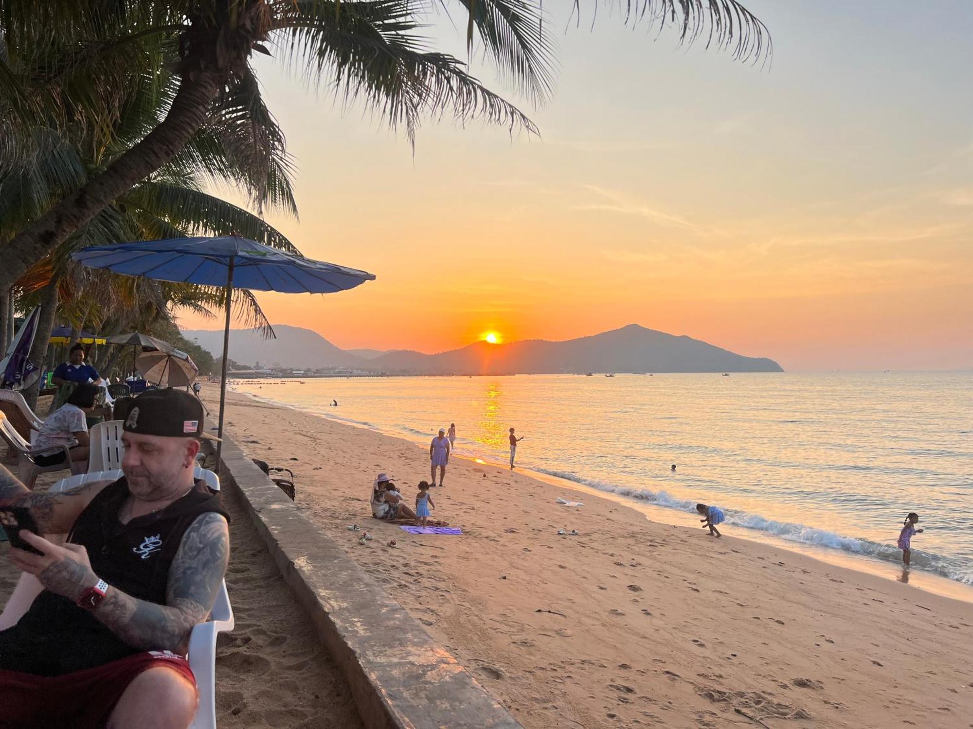 Bangsaray Beach Bang Sare Esterno foto